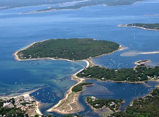 43 Pasture Rd, Cataumet, MA 02534