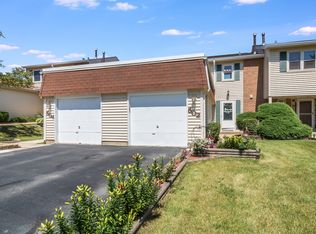 502 Monroe Rd, Bolingbrook, IL 60440