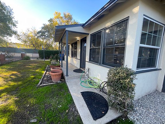 2nd image of 18263 Palora St