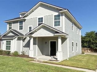 1637 Park Pl, College Station, TX 77840