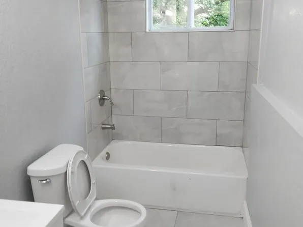 (undisclosed Address), Baltimore, MD 21215