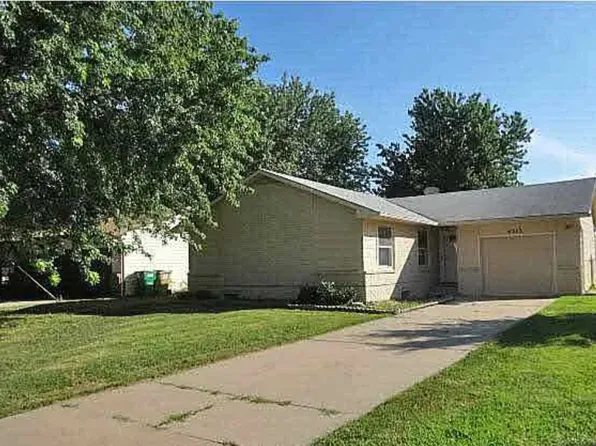 6333 N Tarrytown St, Park City, KS 67219