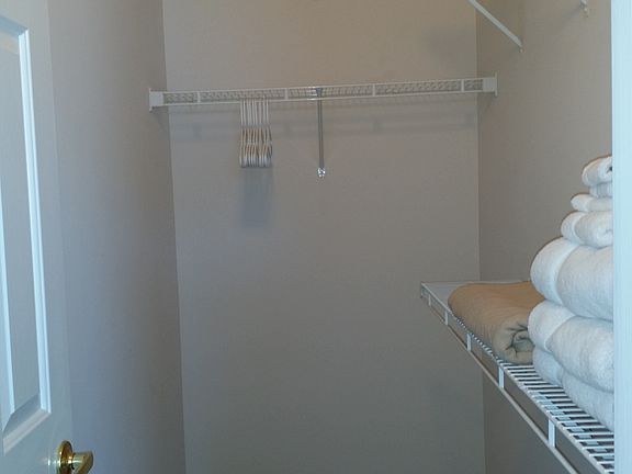 3rd image of 5581 E Fountain Cir #5581