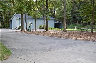 4th image of 13353 Green St