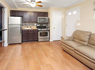 18 Opal Ln #1, Staten Island, NY 10309