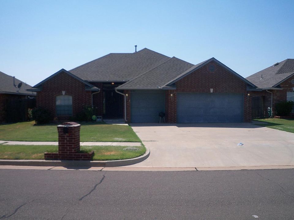 1st image of 621 Madeline Ln