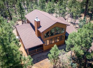 2049 Badger Ln, Overgaard, AZ 85933