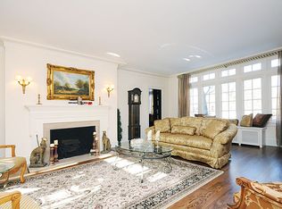 208 Hamilton St, Evanston, IL 60202