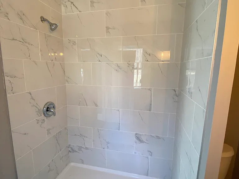 318 Mentor Ave #2 — Photo 19