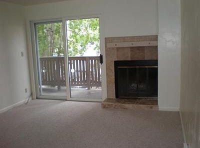 3rd image of 998 W Beaver Creek Blvd #B211