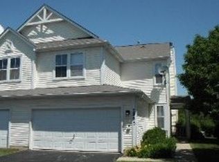 2803 Falling Waters Dr, Lindenhurst, IL 60046