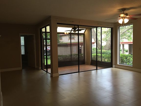 4th image of 2941 Monaco Ct #22-16