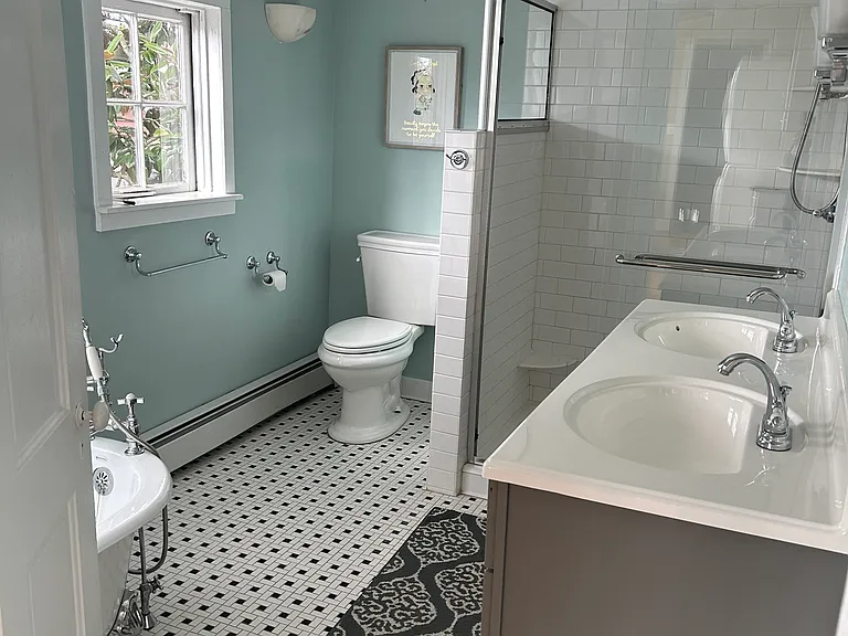 431 S King St — Photo 15