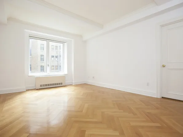 502 Park Avenue image 1 of 6