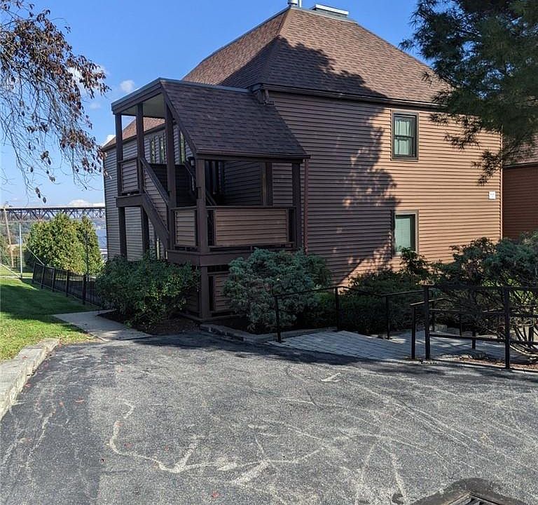 1st image of 350 N Water Street #1