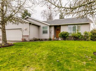 1890 8th St, Springfield, OR 97477