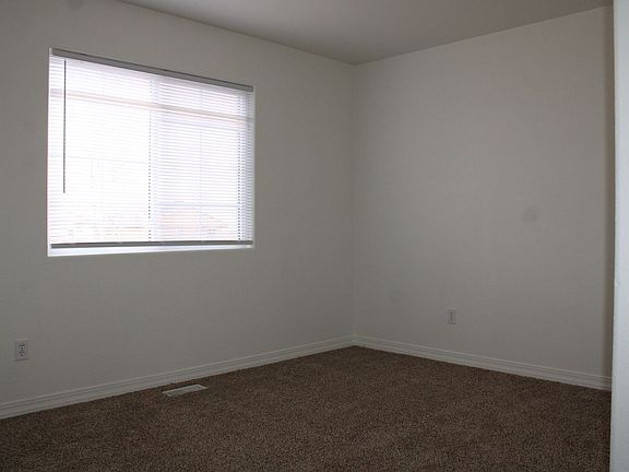 2nd image of 165 S Stardust Cir
