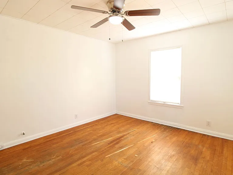 306 Overhill Dr — Photo 11