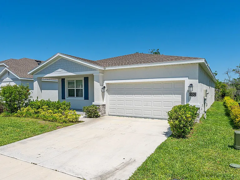 860 Daring Dr — Photo 4