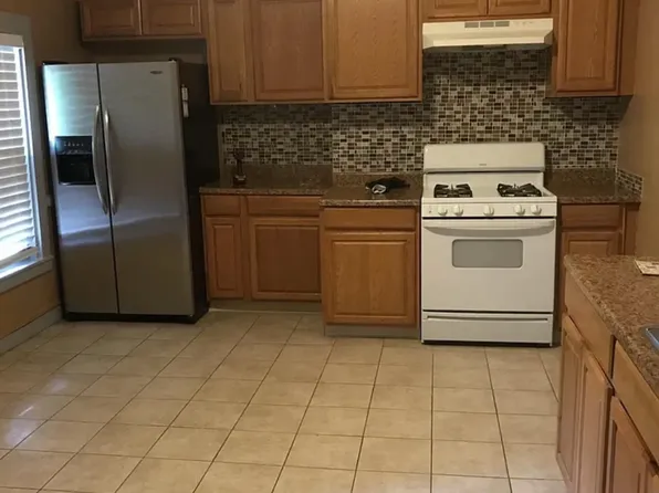 37 Taylor Ave #2, Brockton, MA 02302
