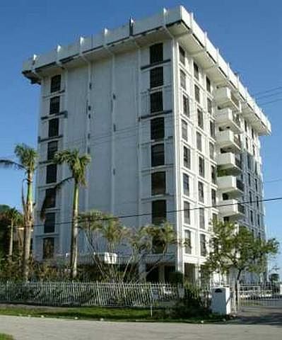 1st image of 1600 S Bayshore Ln