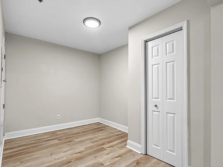 Destin Apartments — Photo 8