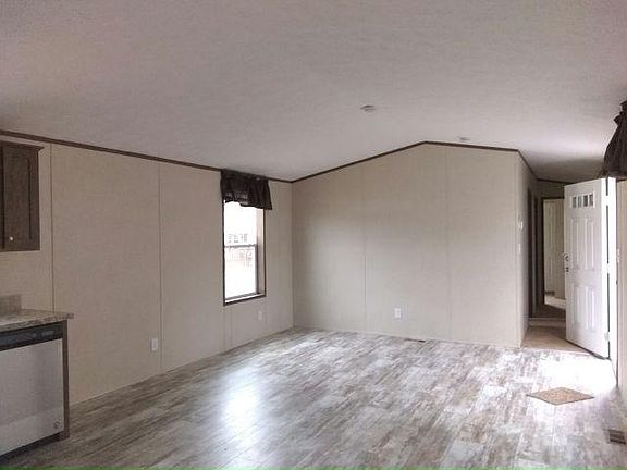 2nd image of 1017 Dogwood St #417