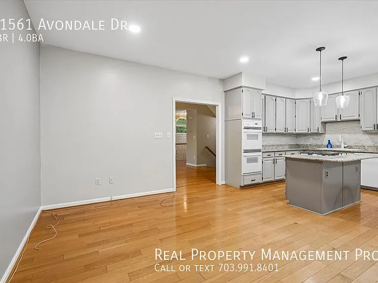 11561 Avondale Dr — Photo 11