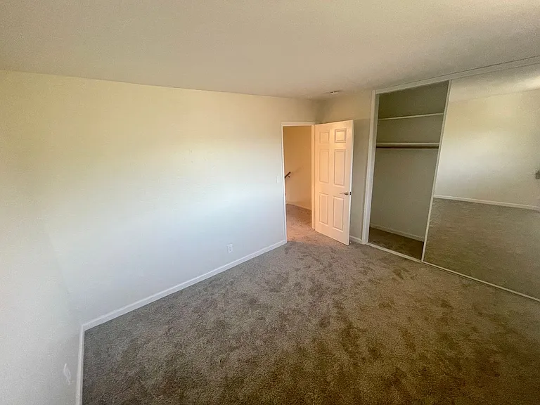 190 Adler Ave — Photo 20