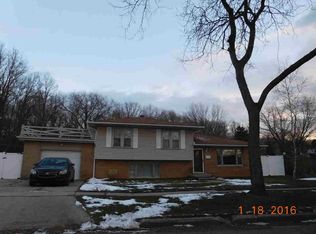 1104 Lavender St, Monroe, MI 48162