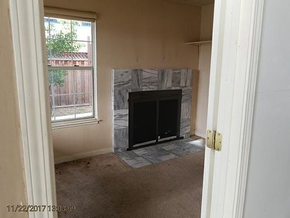 3rd image of 558 N 20th St