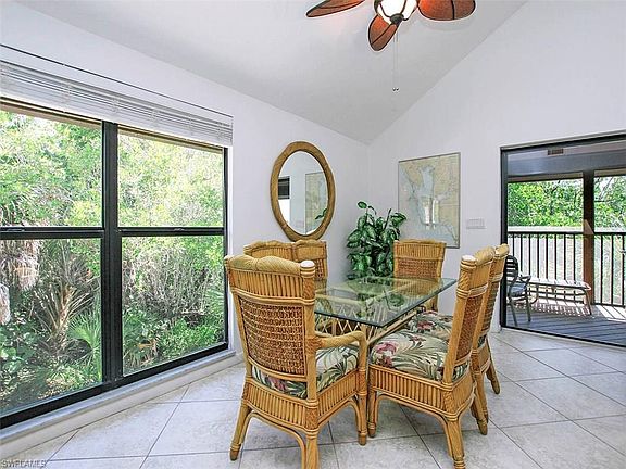 4th image of 1811 Olde Middle Gulf Dr #19