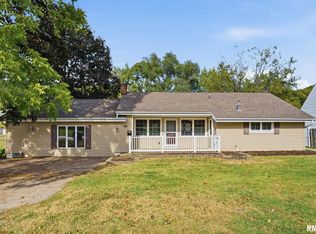 1011 36th Ave, East Moline, IL 61244