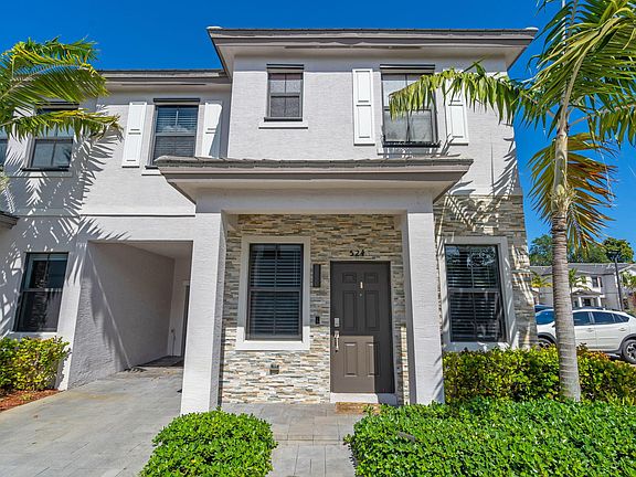 5th image of 524 SW 19th Way
