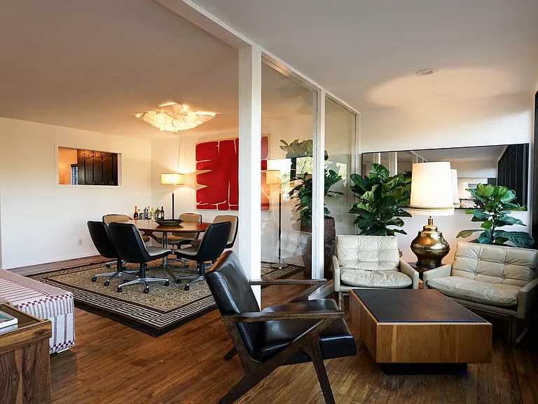 Sun Room / Dining Room
