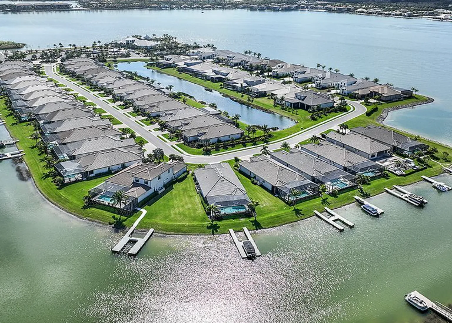 11801 Venetian Lagoon Dr — Photo 4