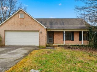 6925 Chartwell Rd, Knoxville, TN 37931