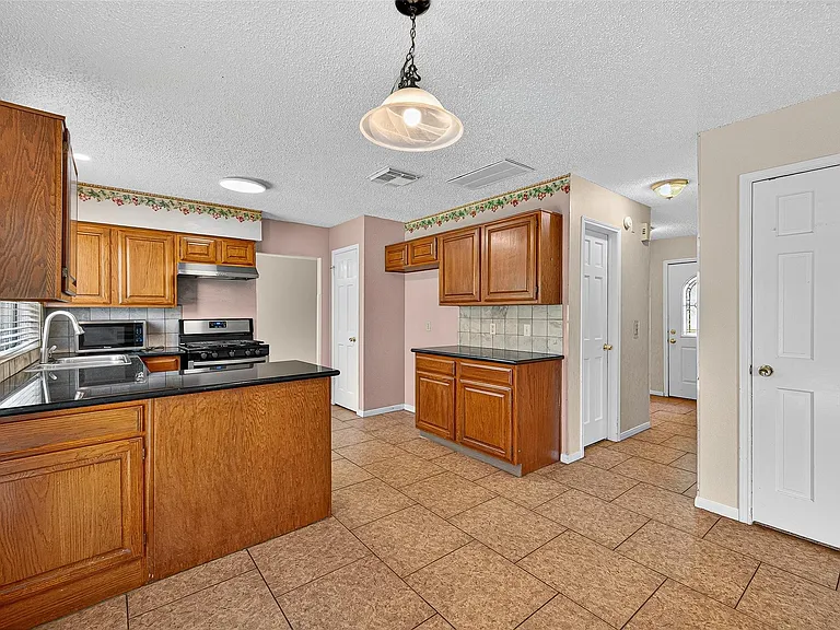 4514 Treasure Trl — Photo 20