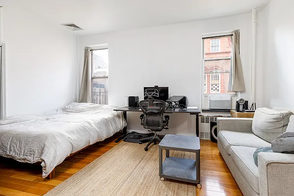 Rented by Orchard Plaza, LLC | media 1