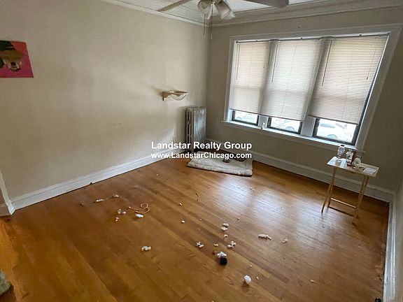 4th image of 4459 N Artesian Ave APT 1