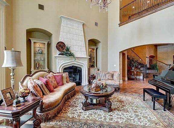 4th image of 1606 Enclave Ct