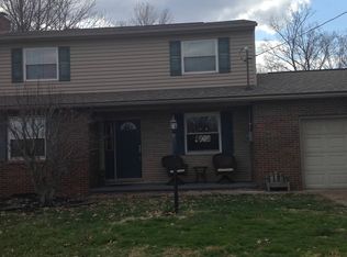 899 River Hill Rd, Washington, WV 26181