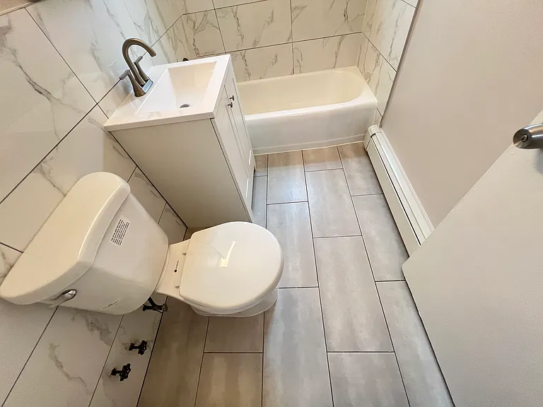 145 Main St #1E — Photo 9