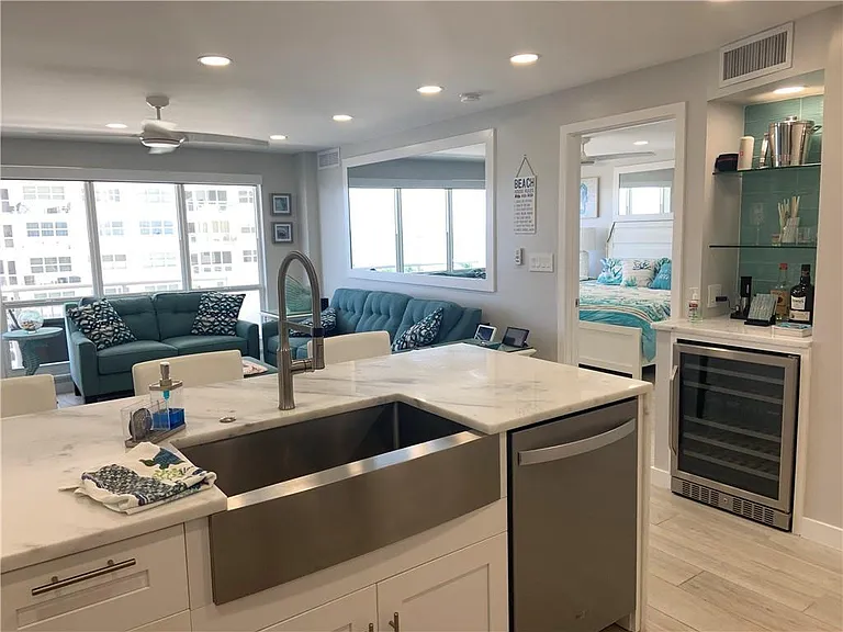 133 N Pompano Beach Blvd #507 — Photo 8