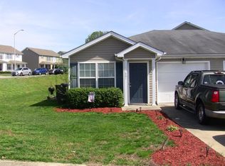 401 Cricket Ln, Winchester, KY 40391