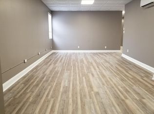 415 Noblestown Rd #2, Carnegie, PA 15106