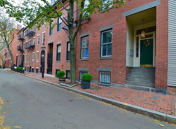 5th image of 18 Fayette St APT 4