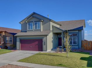6847 Shimmering Leaf Rd, Colorado Springs, CO 80908