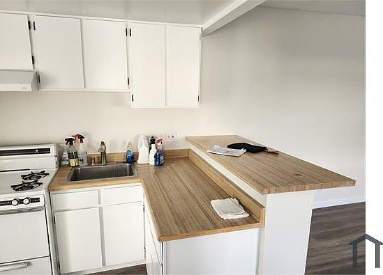 3rd image of 818 N Detroit St #820