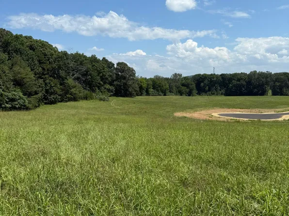 176 Padstow Ln, Lenoir City, TN 37772